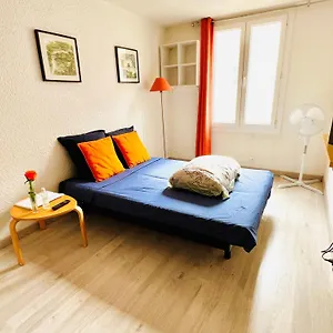 joli-studio-hyper-centre-tres-proche-vieux-port.fr-provencehotel.com/